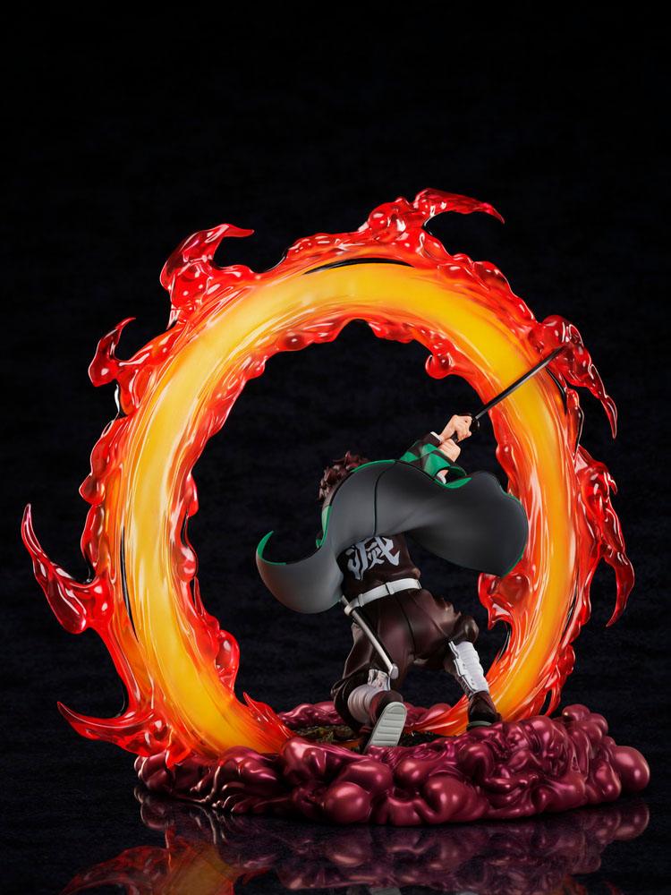 Demon Slayer: Kimetsu no Yaiba Statue 1/8 Tanjiro Kamado 28 cm