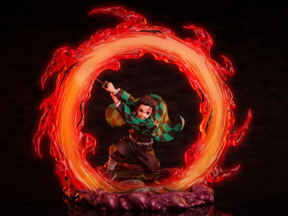 Demon Slayer: Kimetsu no Yaiba Statue 1/8 Tanjiro Kamado 28 cm