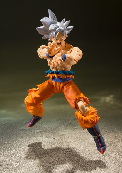 Dragon Ball Super SH Figuarts Action Figure Son Goku Ultra Instinct 14 cm