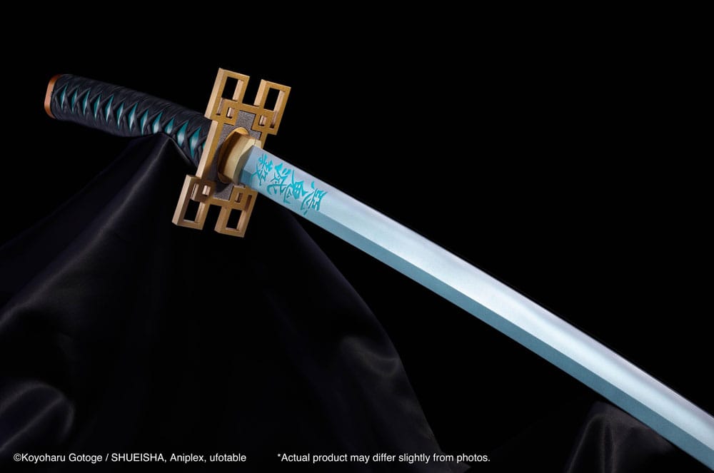 Demon Slayer: Kimetsu no Yaiba Proplica Replica 1/1 Nichirin Sword (Muichiro Tokito) 91 cm