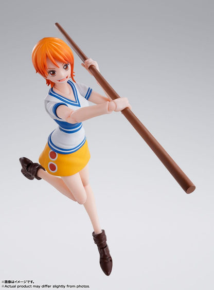 One Piece S.H. Figuarts Action Figure Nami Romance Dawn 14 cm